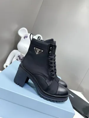 SE927 PD Brushed leather and nylon laced booties / Size5-9